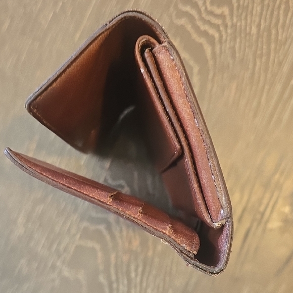 Louis Vuitton Monogram Canvas Wallet in Brown and Gold - Picture 4 of 11